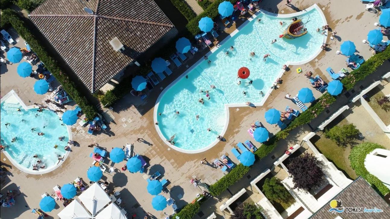 Airone Bianco Village 4*